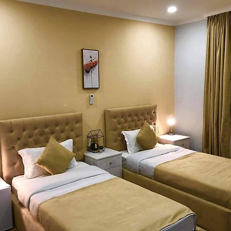 Book Hotel Tbilisi Eksteriør bilde