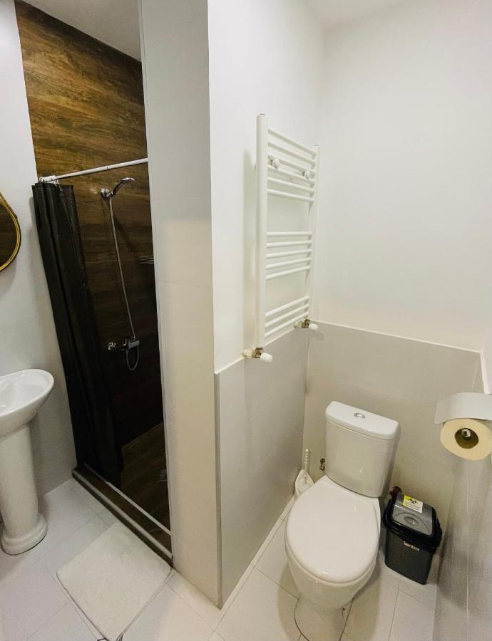 Book Hotel Tbilisi Eksteriør bilde